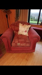 3 seater sofa and 2 armchairs for sale